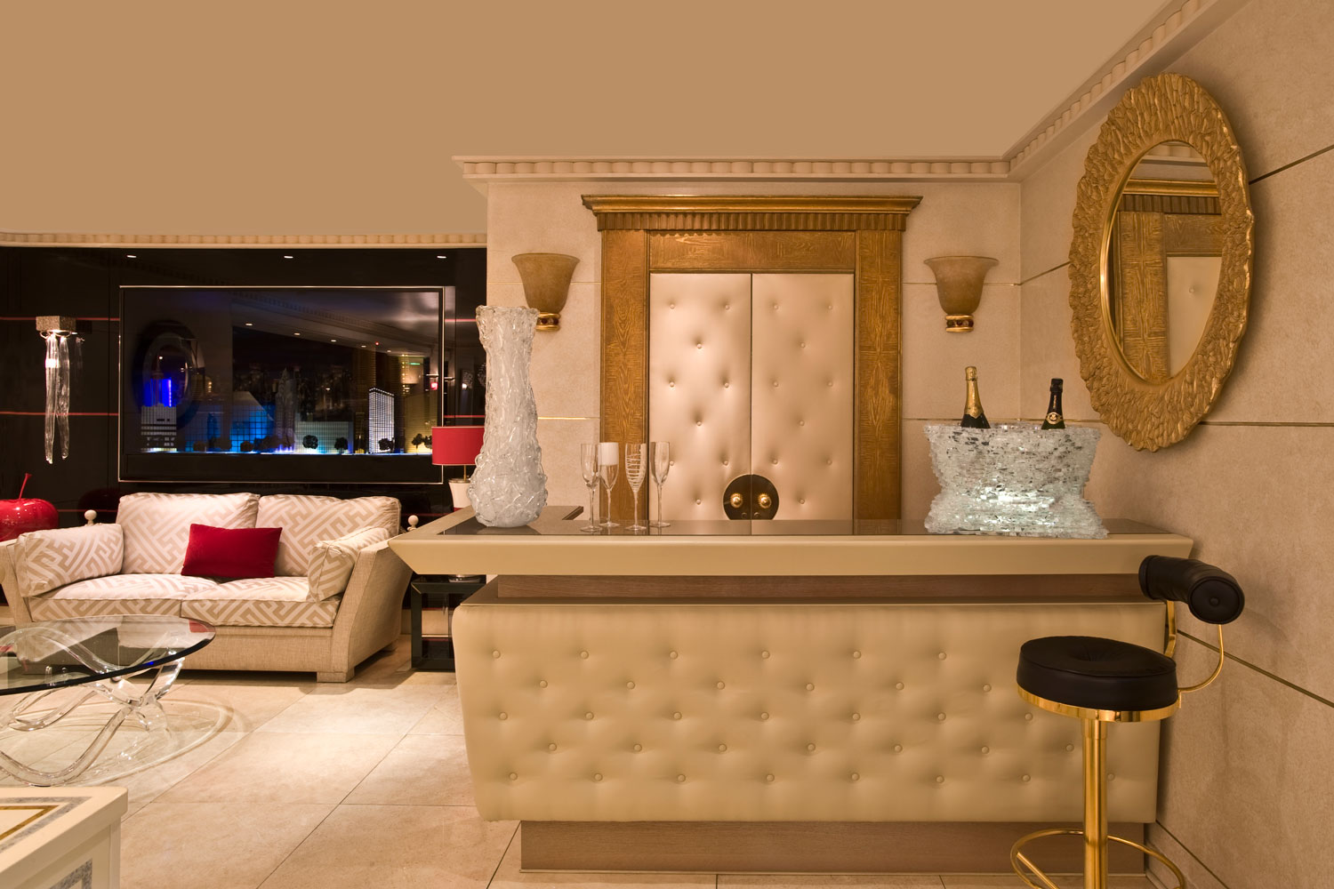 custom bar - luxury furniture Madelia Paris